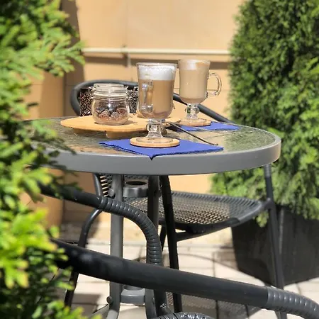 Alenso Konukevi Hévíz