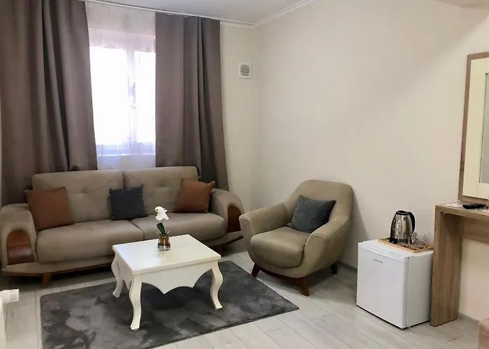 Πανσιόν Alenso 4*