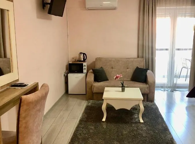 Alenso Πανσιόν Hévíz